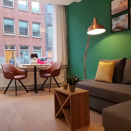 Bed En Borrel Het Wijnhuis Apartamento