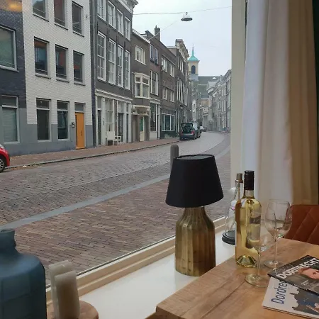 Bed En Borrel Het Wijnhuis